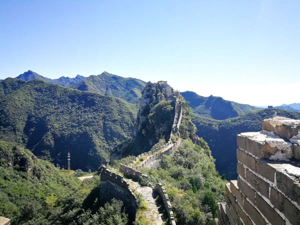 Xiangshuihu Great Wall scenery showing northern mountain defensive terrain