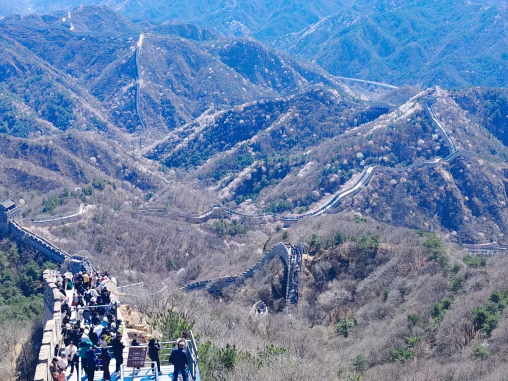 Badaling Great Wall winter ridge with visitors