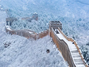 Snow-covered Great Wall section in winter