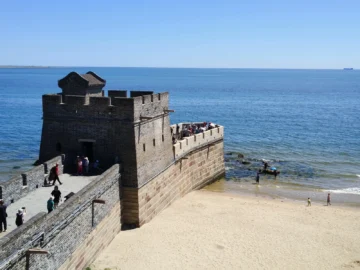 Laolongtou Great Wall reaching the Bohai Sea