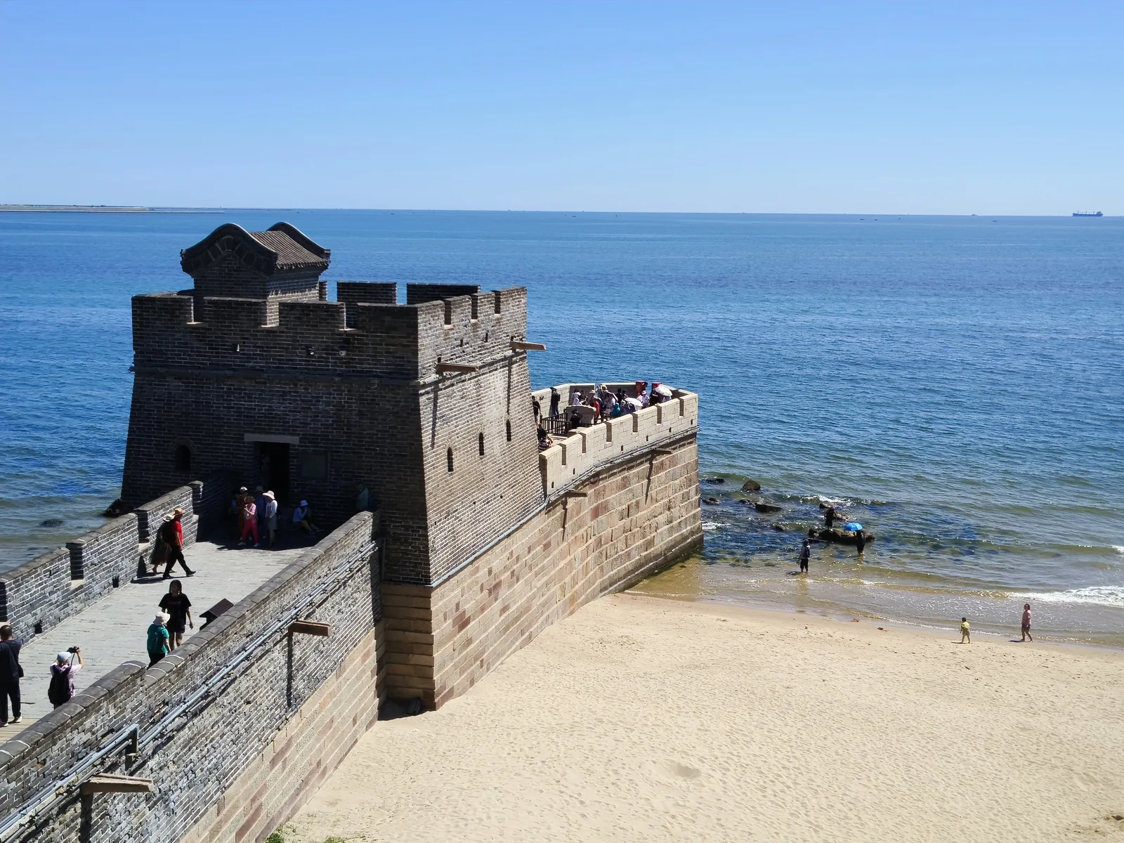 Laolongtou Great Wall reaching the Bohai Sea